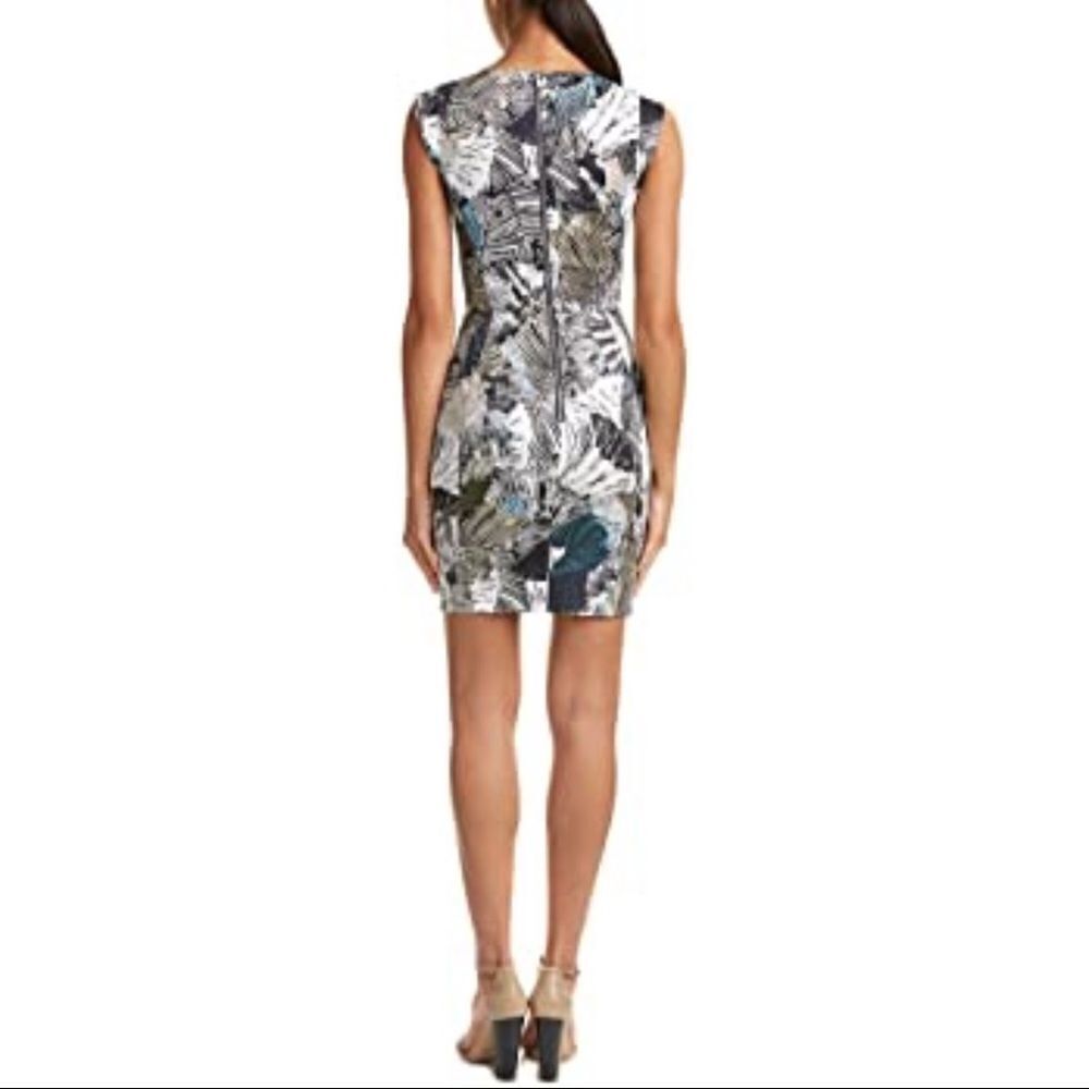 ✨HP✨Lala Palm Drape Dress
French Connection✨ - Picture 3 of 7